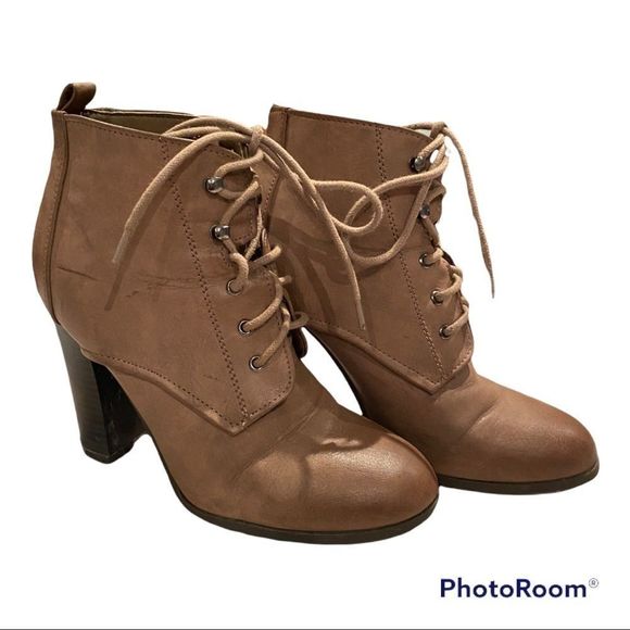 COPY - Qupid Brown Lace up Good condition - Picture 1 of 3
